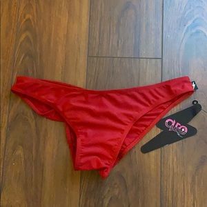 Cleo the Hurricane pole bottoms!